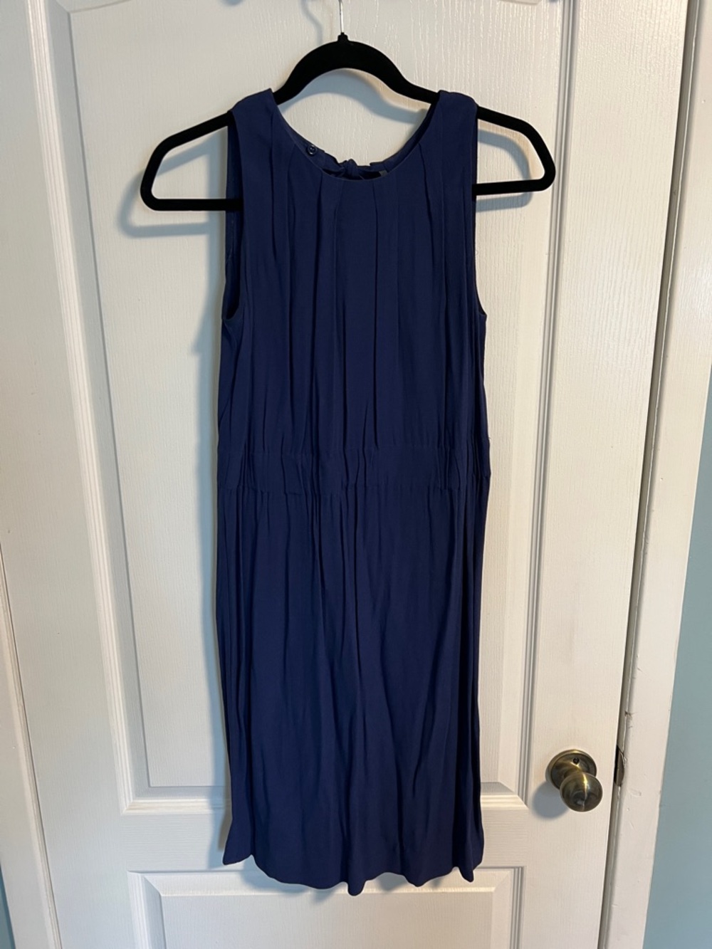 kate spade Sleeveless Pleated Midi Dress in Navy